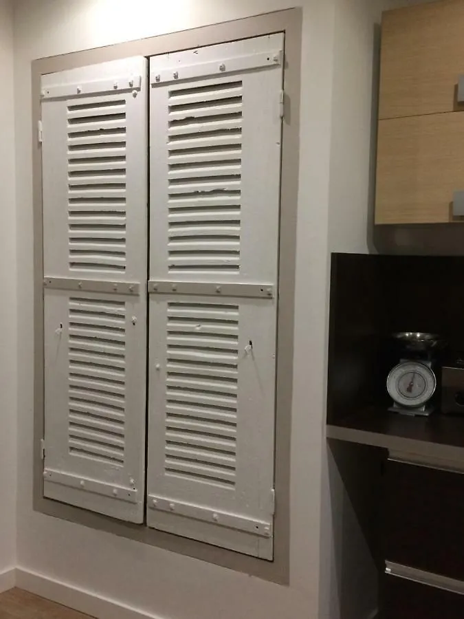 Les Chambres Hautes d'Anastasia Rodez Francia